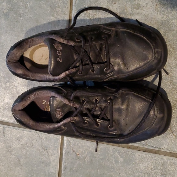 Black  Size 9 Z Coil Shoes - Picture 1 of 5